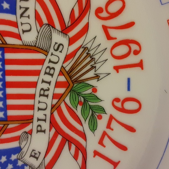Spencer 200th Anniversary 1776-1976 Collectible Plate Red, Blue, White 9" - Picture 3 of 6